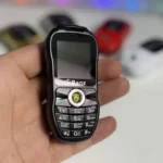 Mali mobilni telefon sa baterijom 1000 mAh