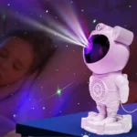 Projektor astronaut sa zvučnikom